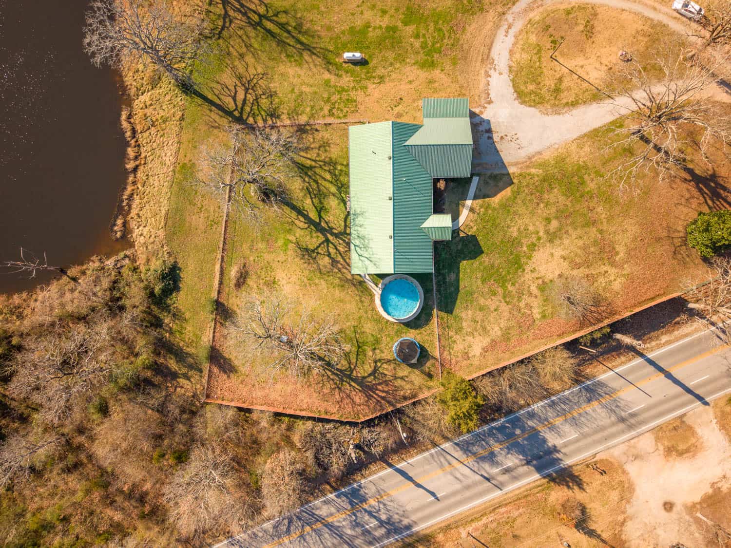 COUNTRY HOME WITH SHOP AND 20 ACRES FOR SALE SALEM AR
