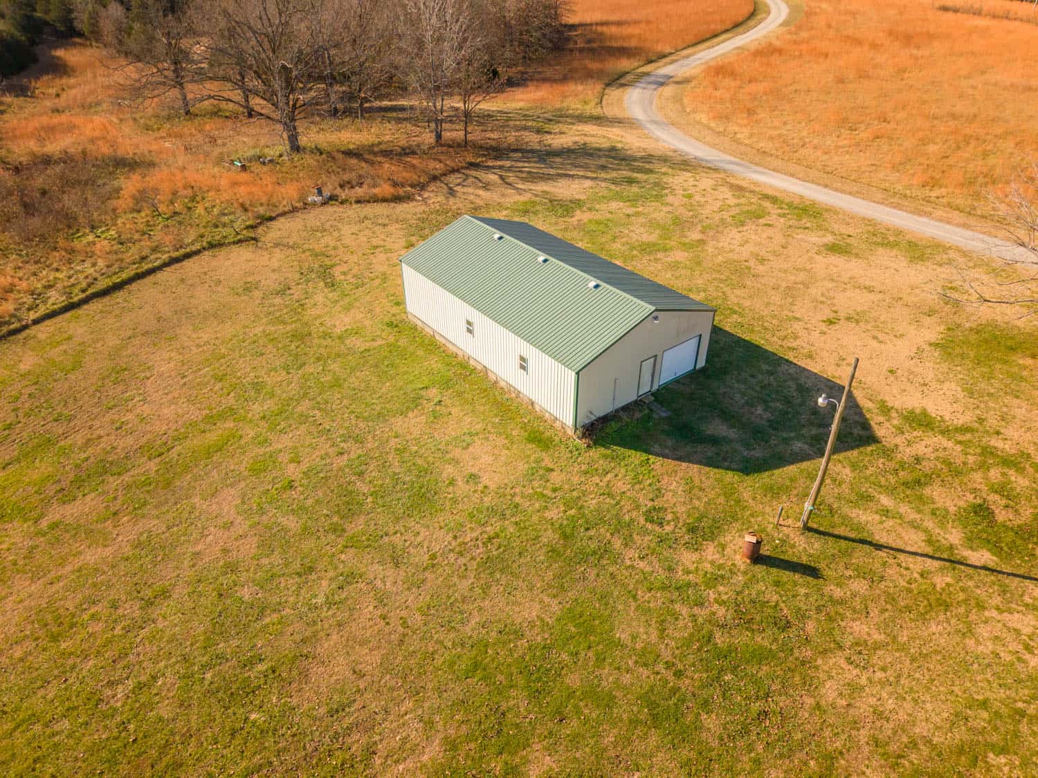 COUNTRY HOME WITH SHOP AND 20 ACRES FOR SALE SALEM AR