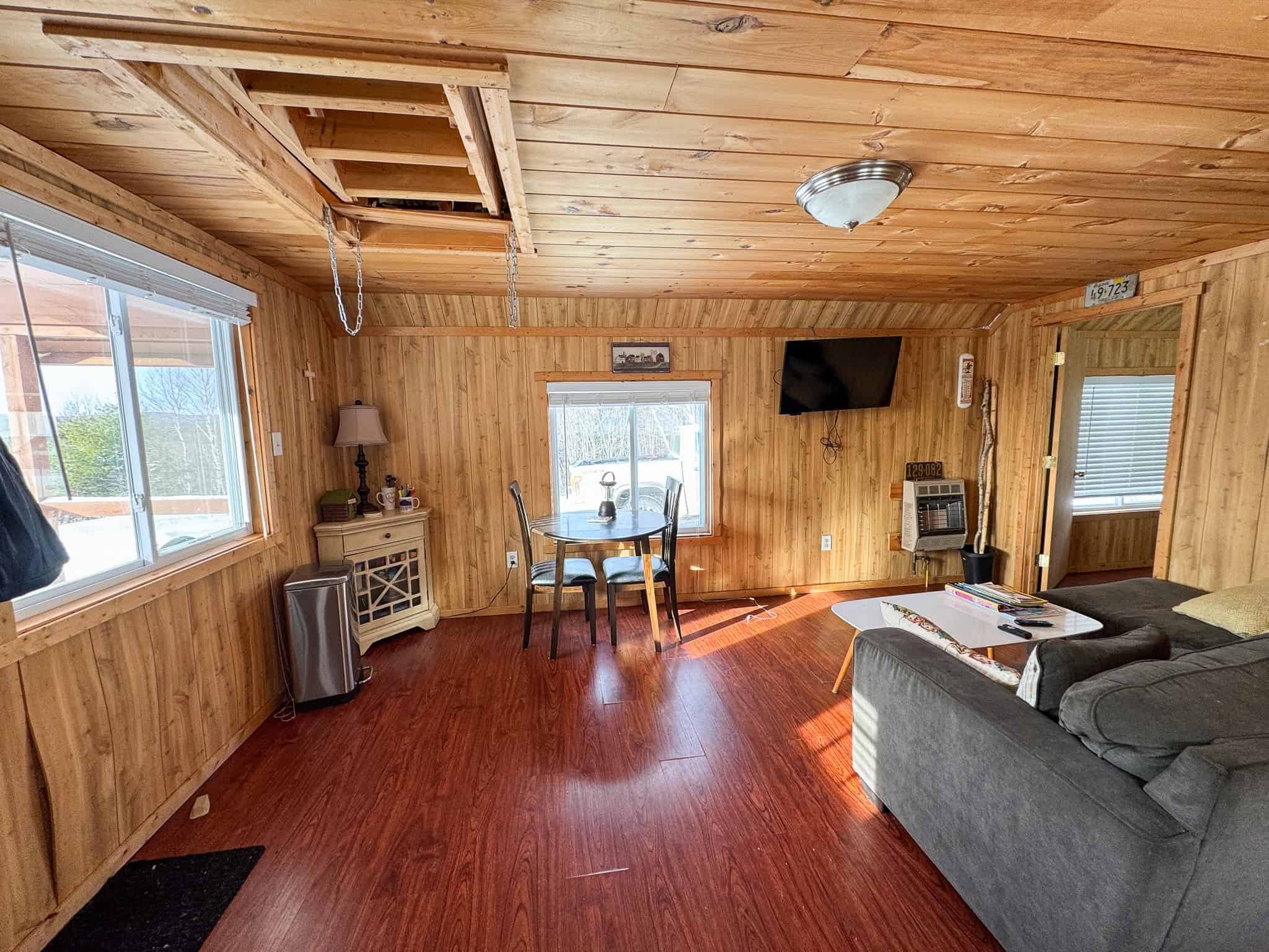 Secluded Cabin on 550 Acres with Stunning Views & Ultimate Privacy