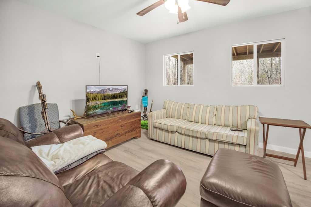 100 Acres in West Feliciana with 2 Bed/1 Bath Camp