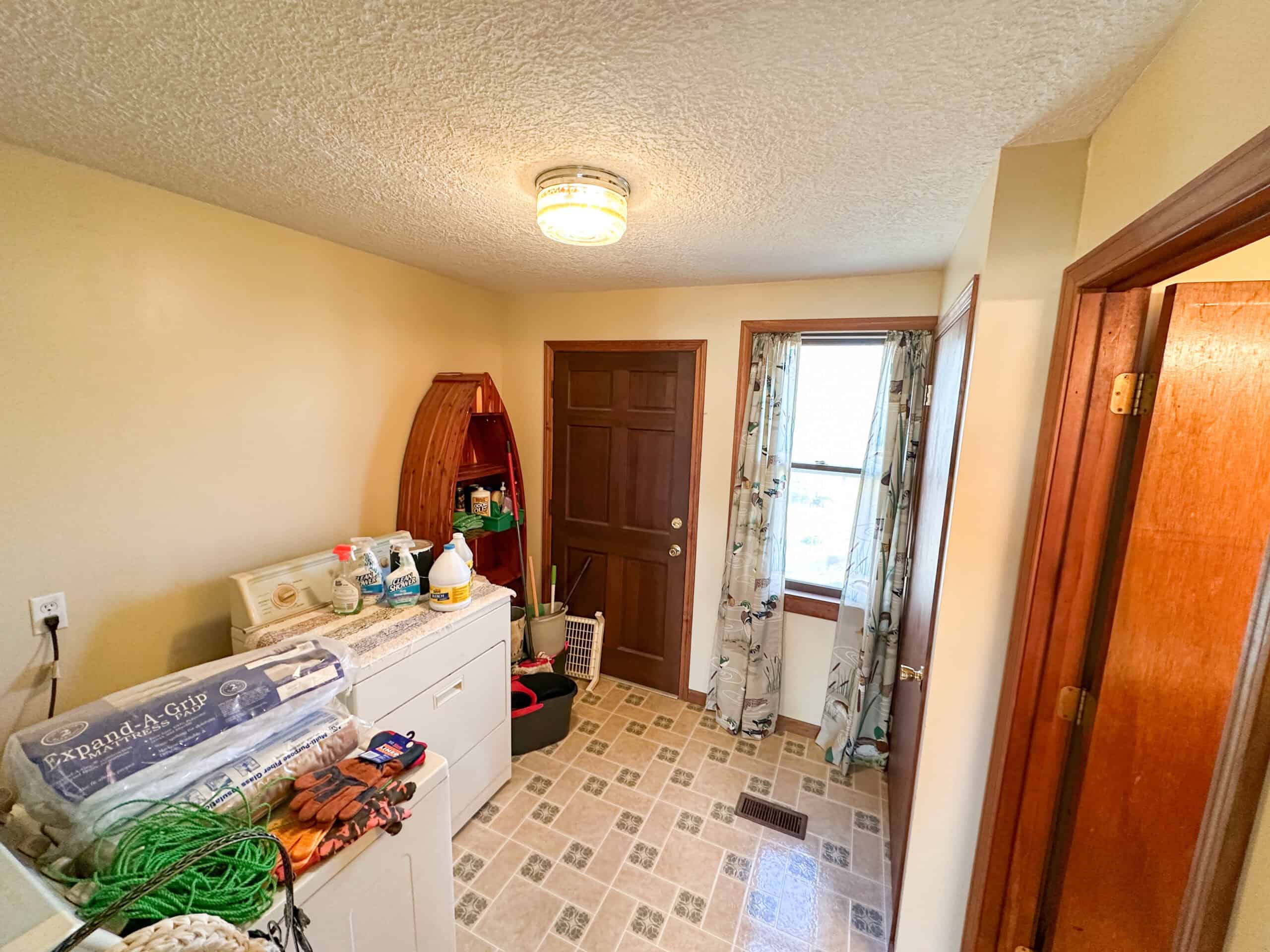 Farm and Home for Sale in Bunker, Missouri