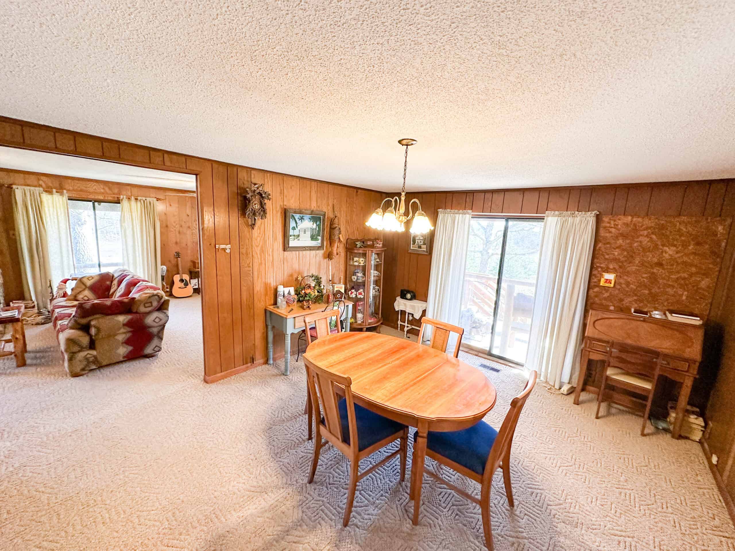 Farm and Home for Sale in Bunker, Missouri