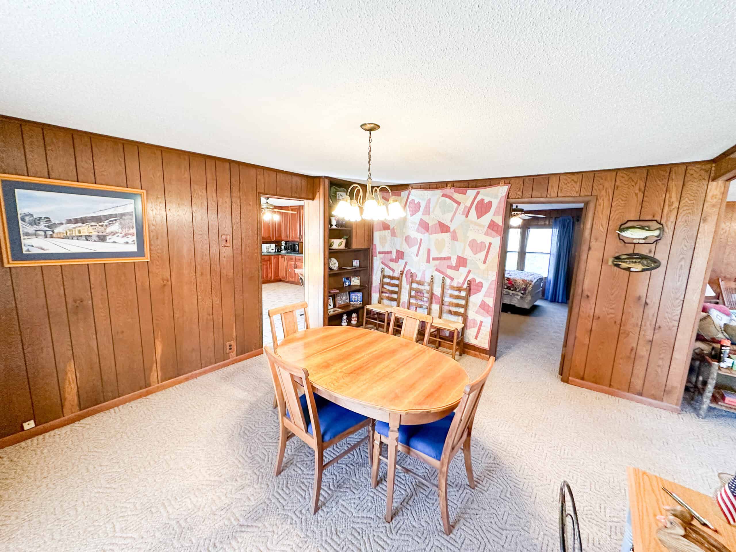 Farm and Home for Sale in Bunker, Missouri