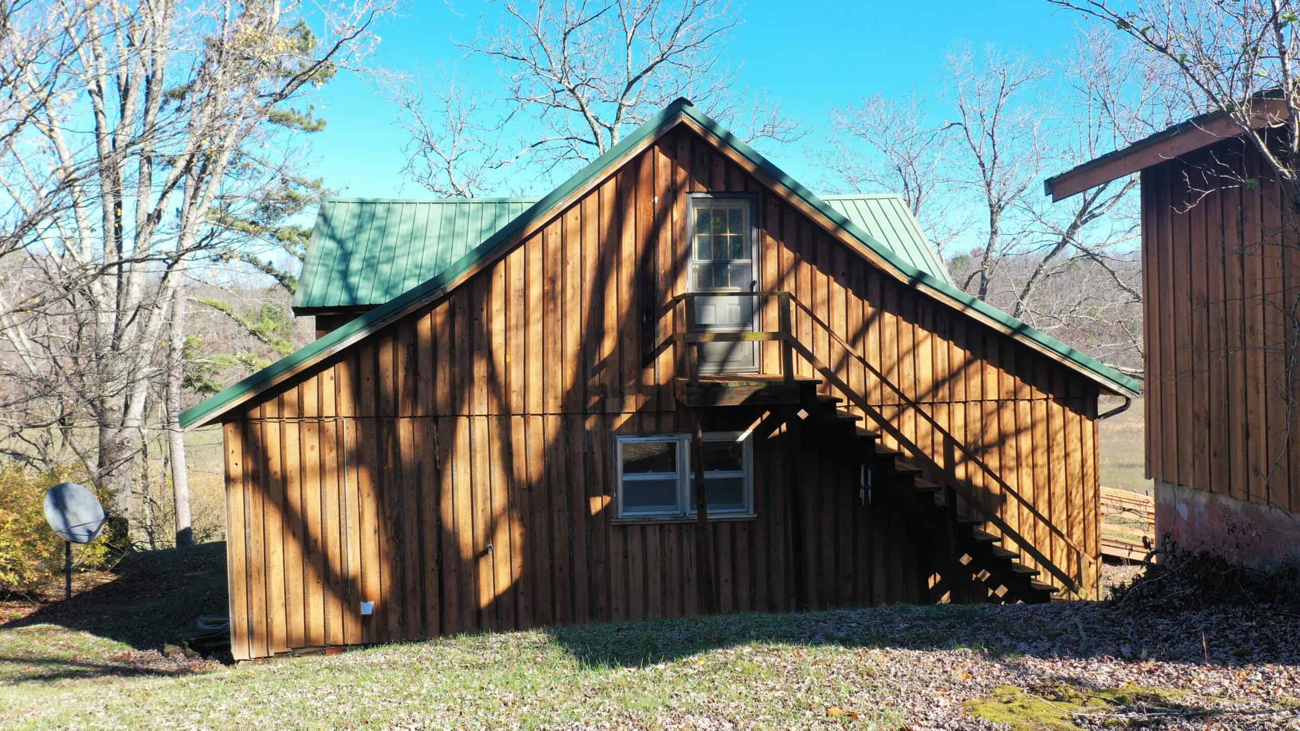 Farm and Home for Sale in Bunker, Missouri