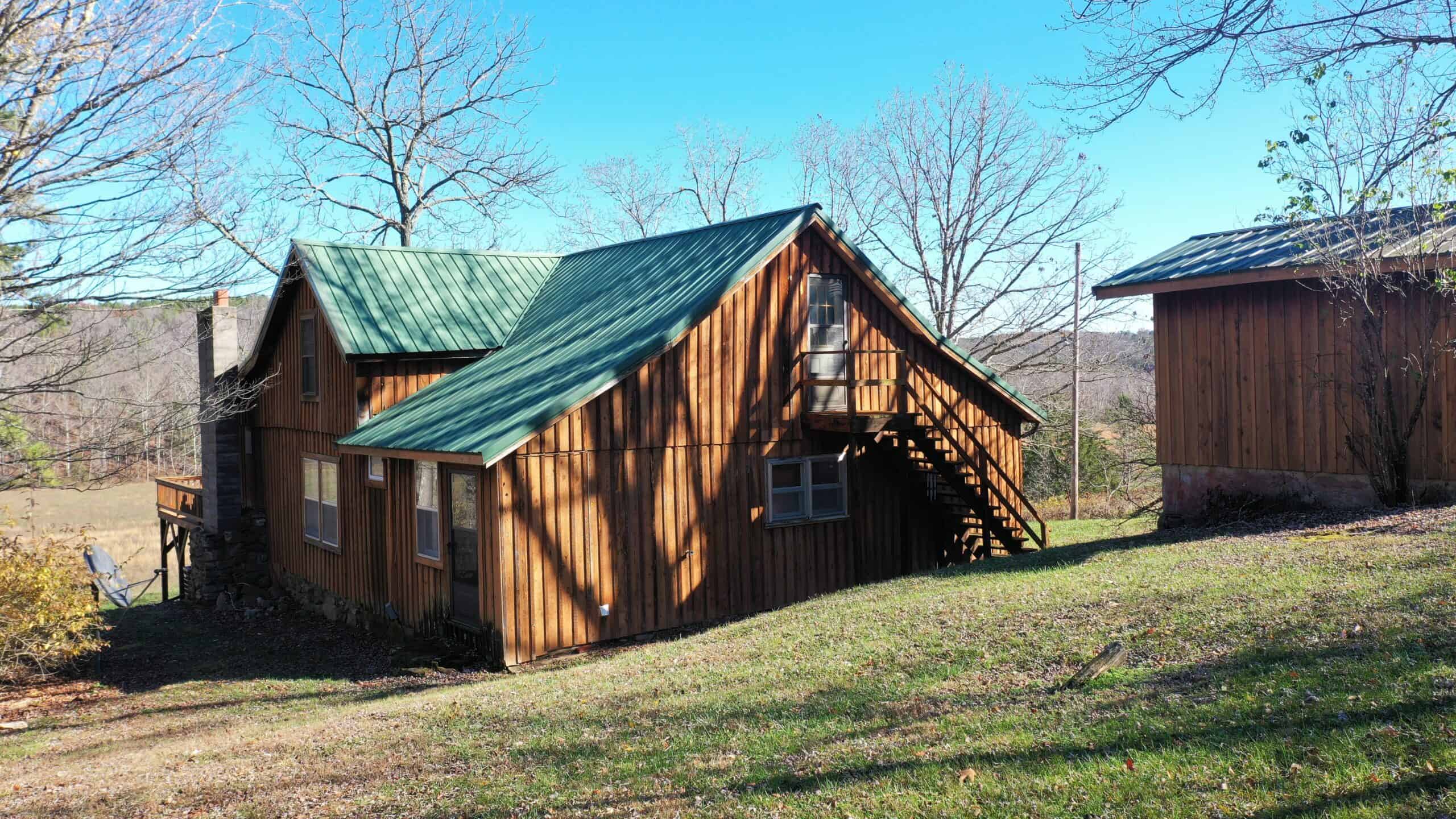 Farm and Home for Sale in Bunker, Missouri