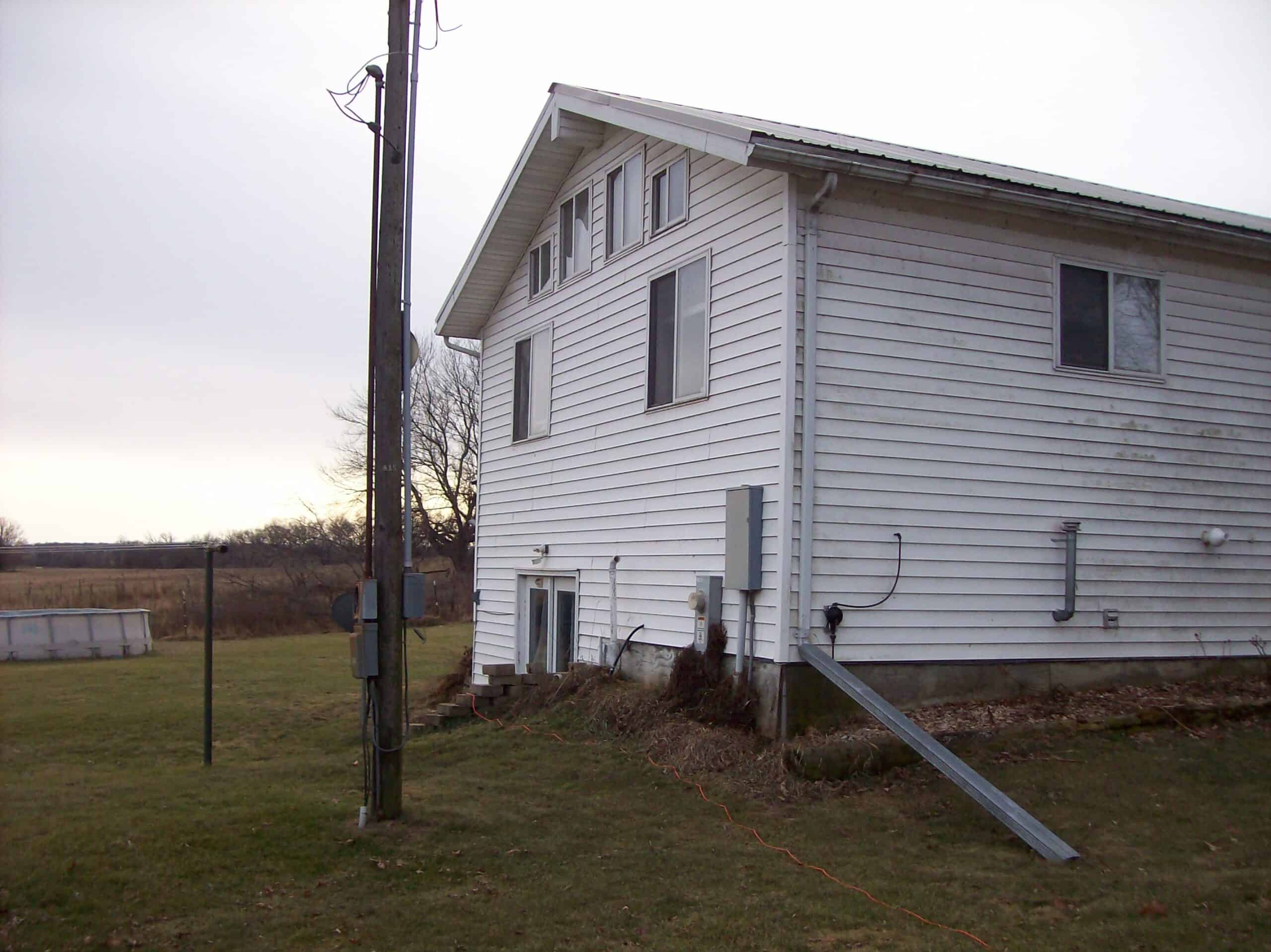 2 Homes and a Barn in Green Lake County