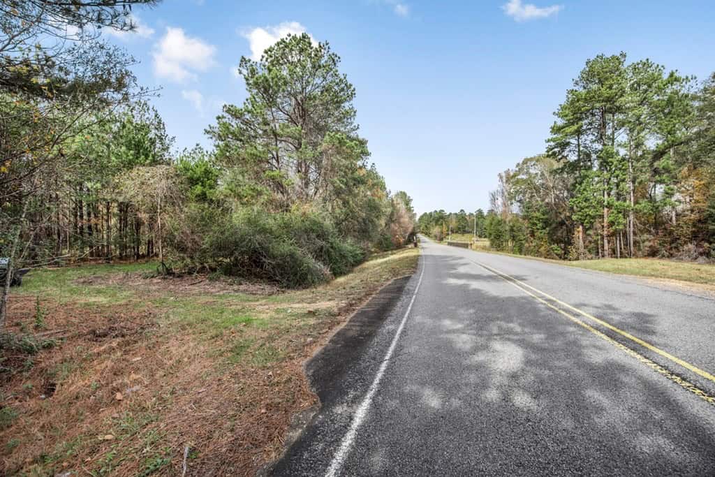 8+- Acres for Sale Just Outside of Brookhaven