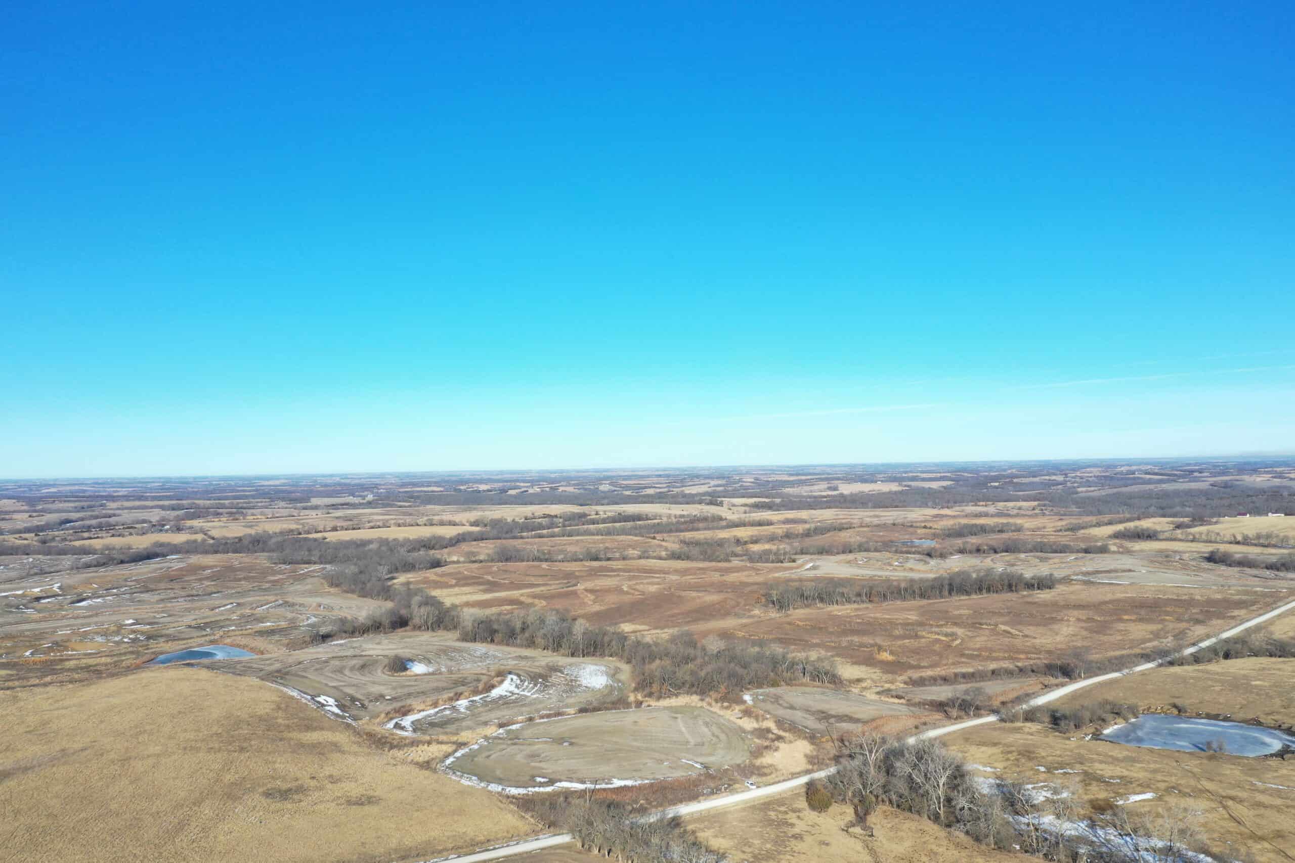 Albany, Mo farm ground with 631 m/l acres