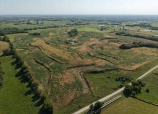 Farm Ground Northeast of Albany, Mo. 156 acres m/l