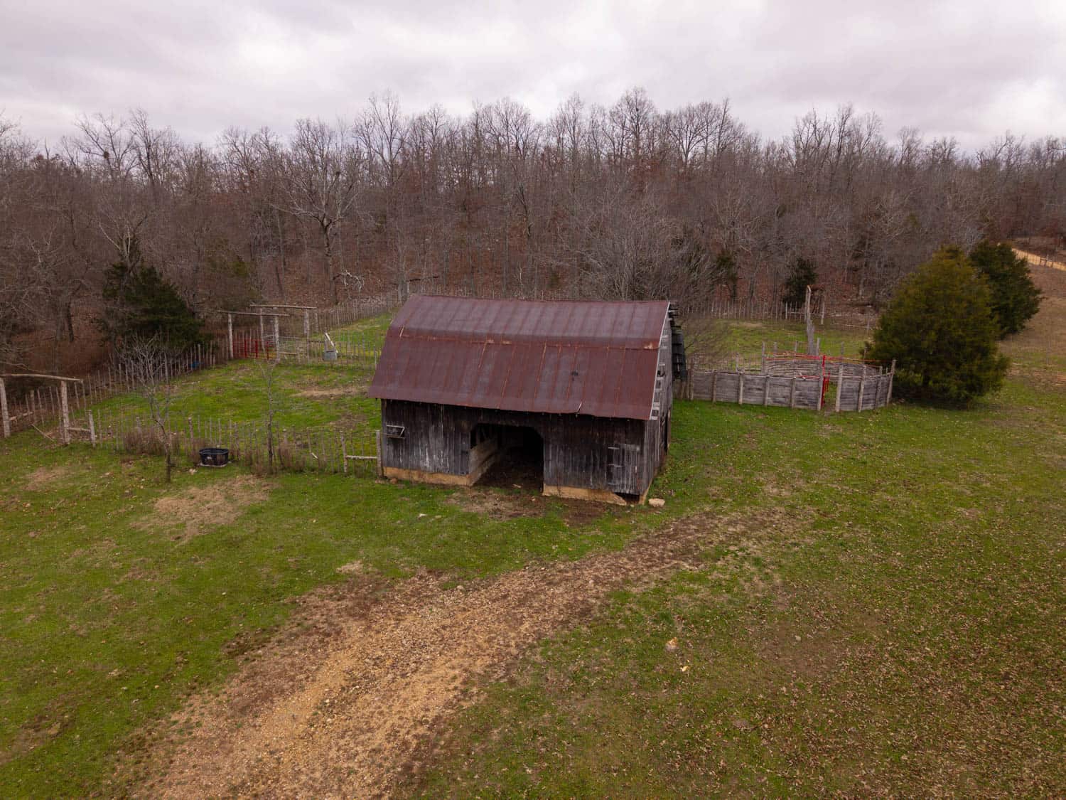 OZARKS COUNTRY HOME & FARM FOR SALE NEAR SALEM AR