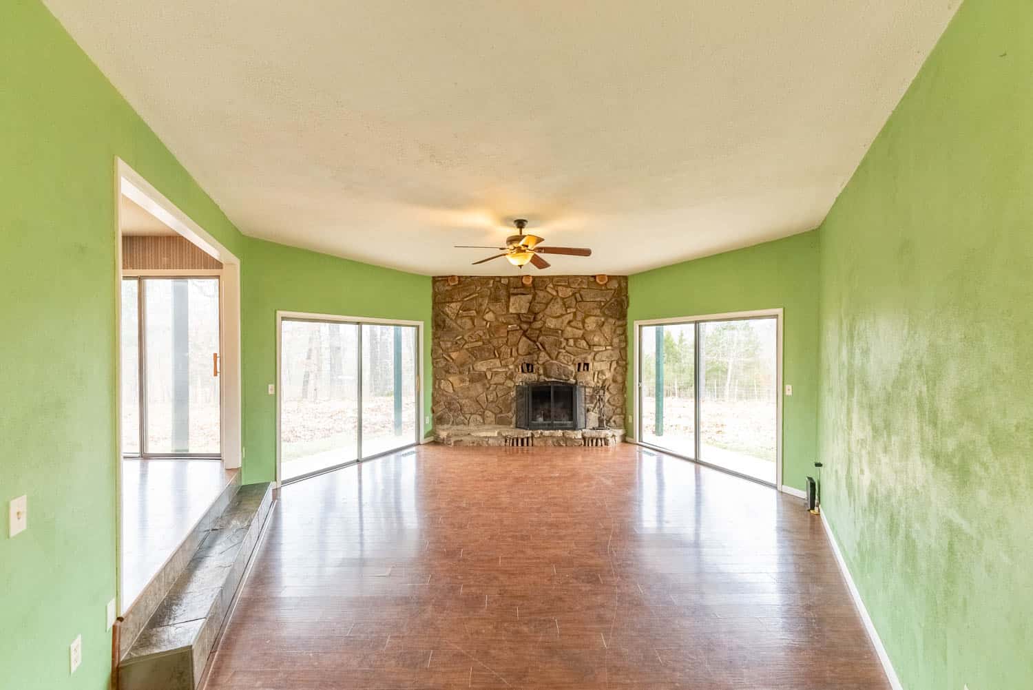 OZARKS COUNTRY HOME & FARM FOR SALE NEAR SALEM AR