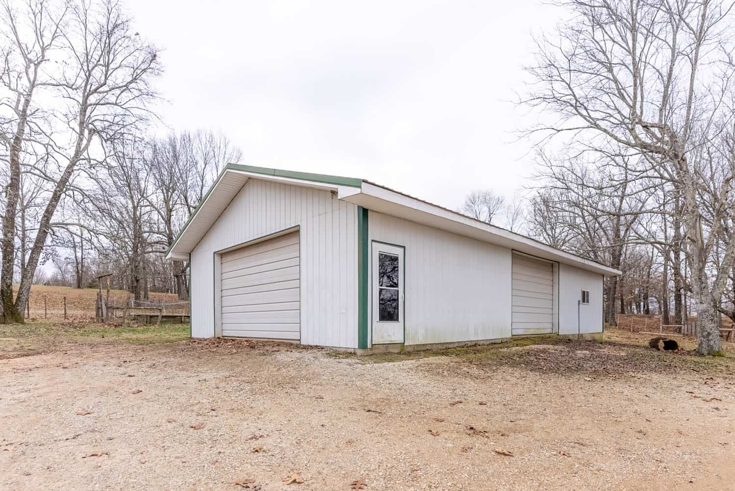 OZARKS COUNTRY HOME & FARM FOR SALE NEAR SALEM AR