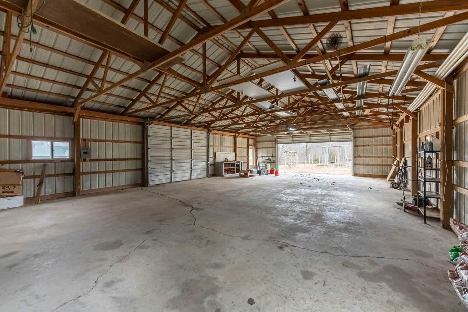 OZARKS COUNTRY HOME & FARM FOR SALE NEAR SALEM AR