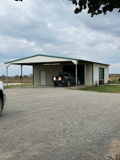 Gorgeous family home situated on 30 acres with two stock ponds