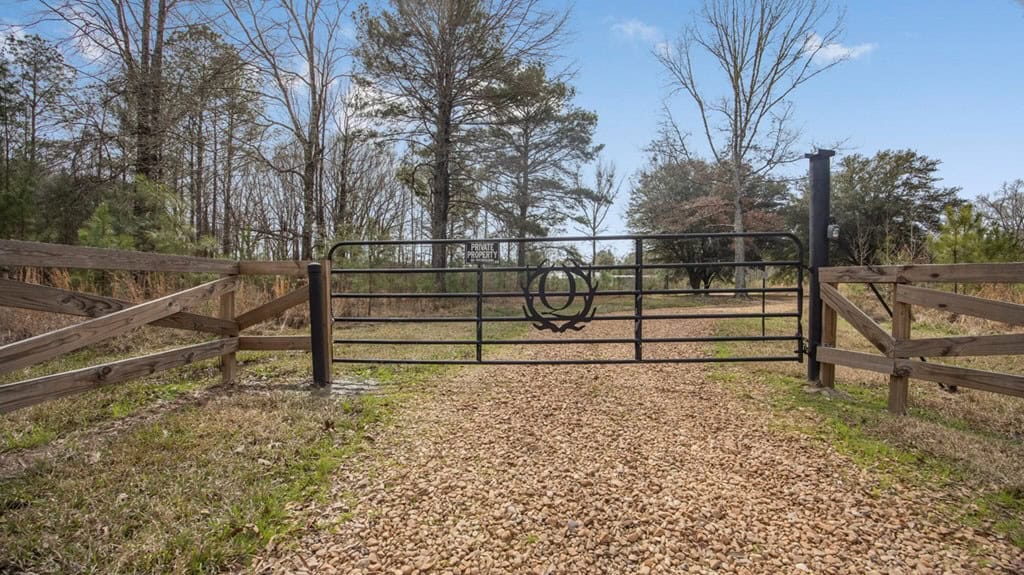 70 Acres Hunting Land Bordering Homochitto National Forest