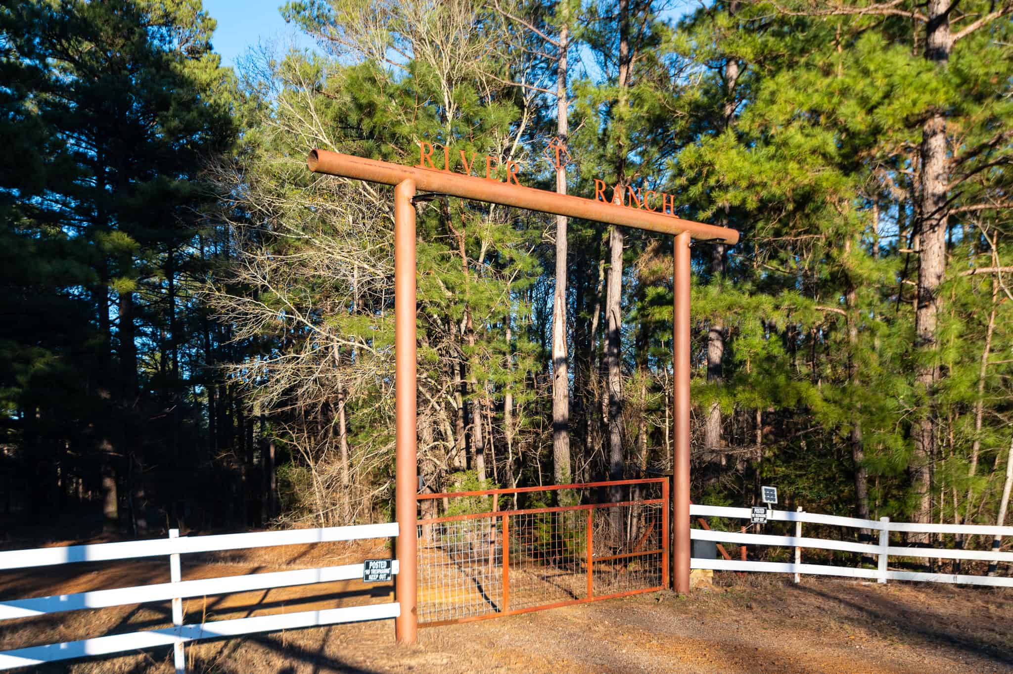 East Texas Hunting Land for sale Sabine River Frontage Gladewater TX