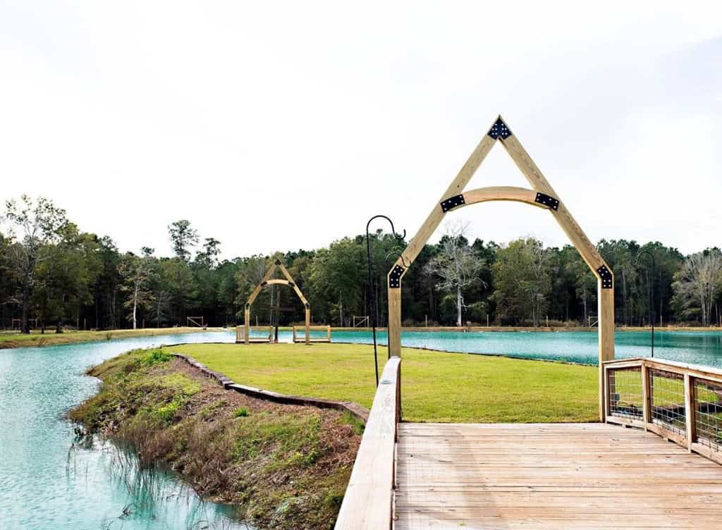 High Fence Hunting, 3 Lodges, 6 Cabins, Acadia Parish, LA