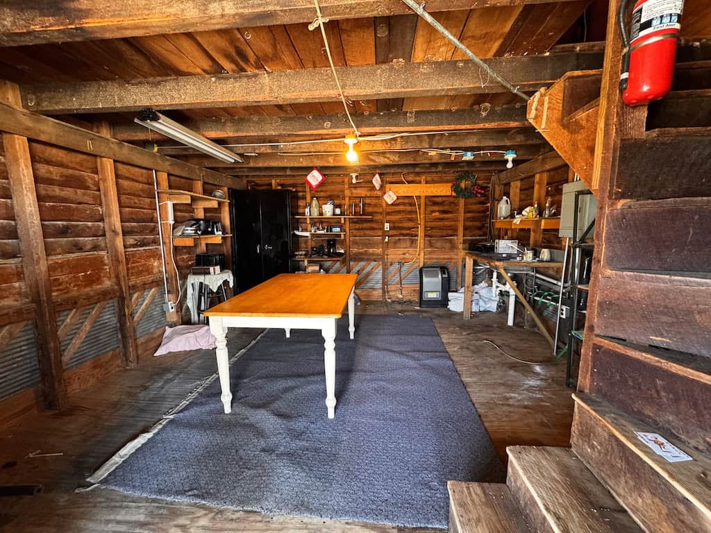 Country Home and Farmland for Sale in Jetersville, VA