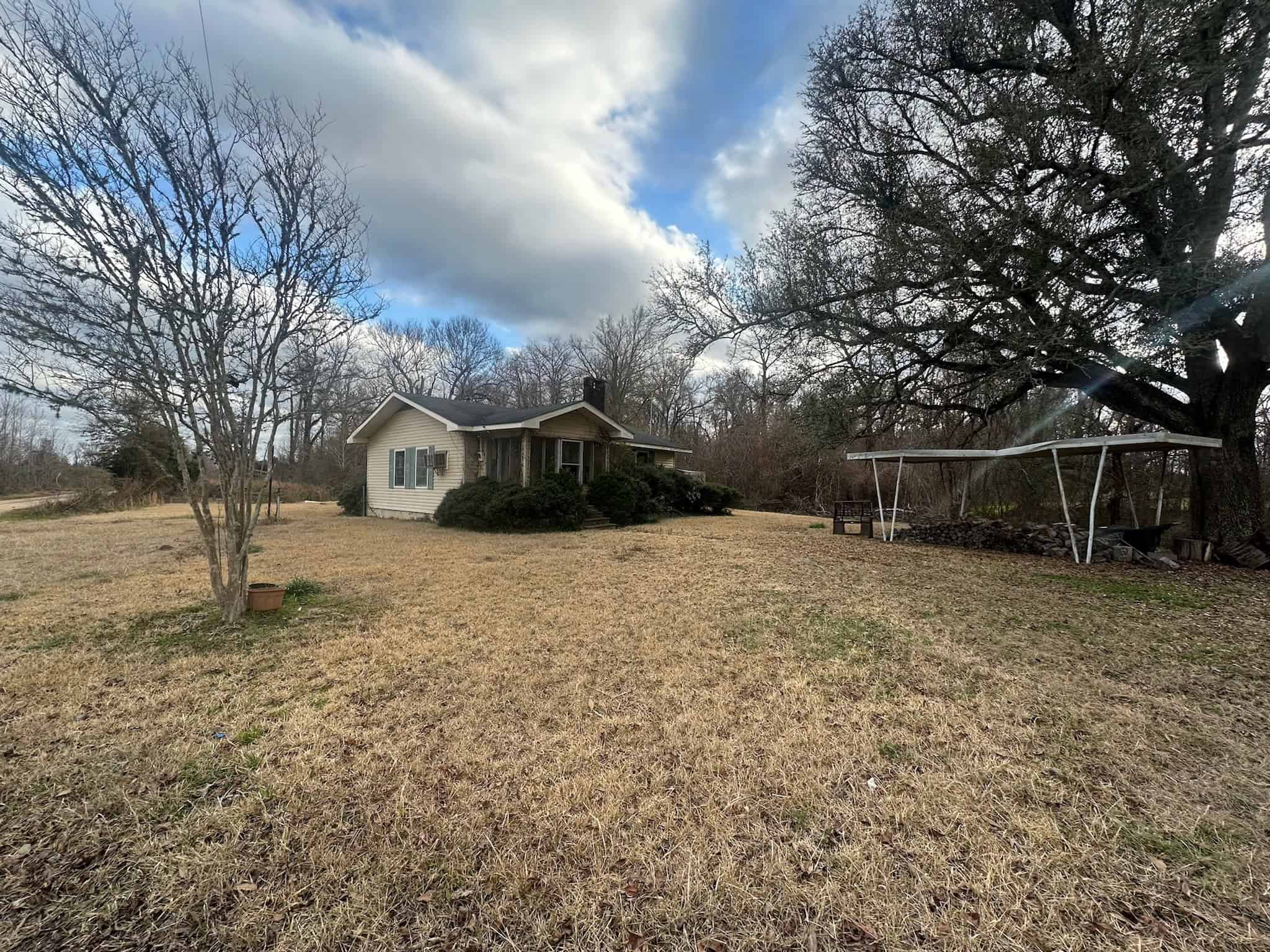LA Delta Duck and Deer Hunting Property with a Camp