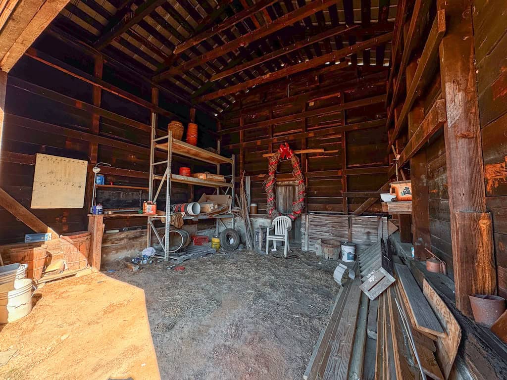 Country Home and Farmland for Sale in Jetersville, VA