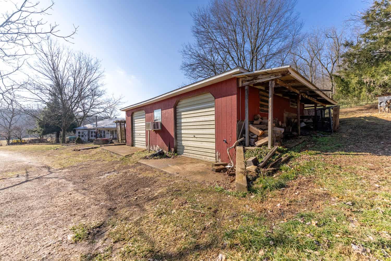 Farm for Sale in the Missouri AND Arkansas Ozarks