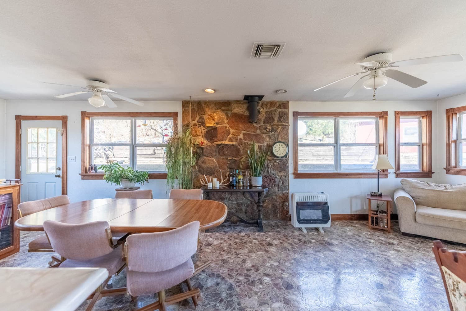 Farm for Sale in the Missouri AND Arkansas Ozarks