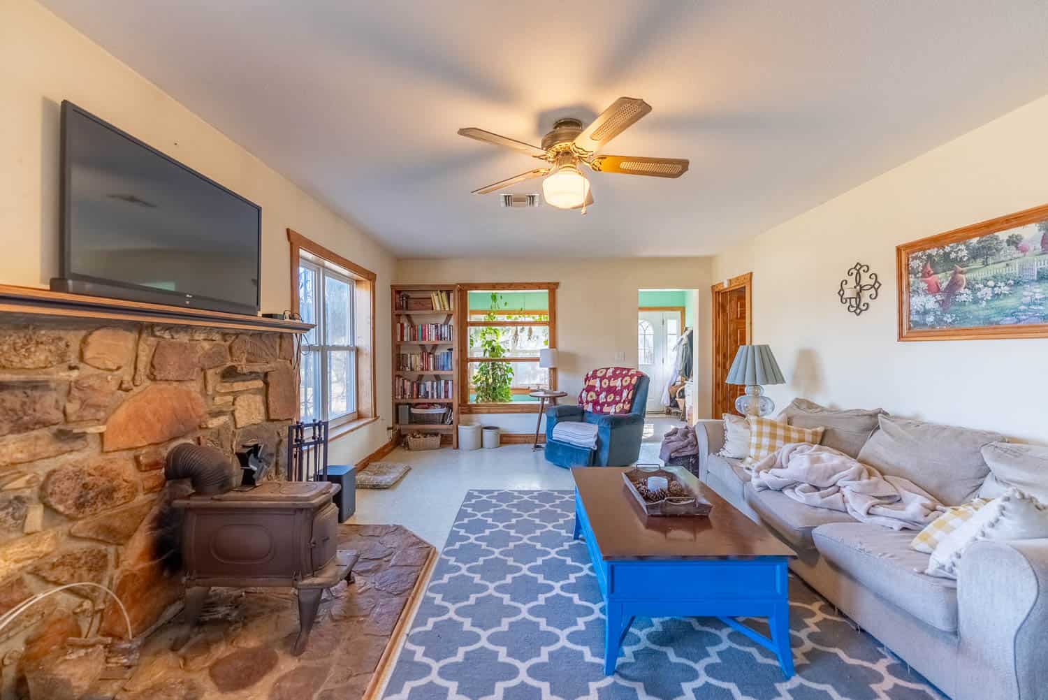 Farm for Sale in the Missouri AND Arkansas Ozarks