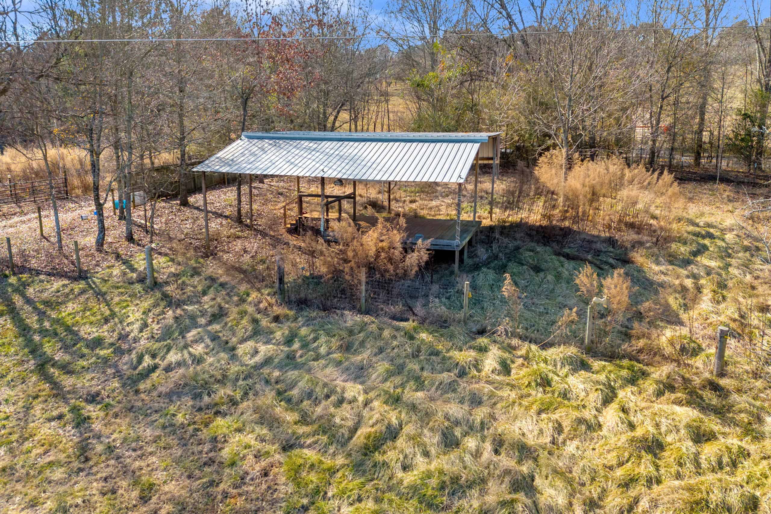 49+/- Acres of Beautiful Pasture with Two Ponds, Barn, and Creek Frontage.