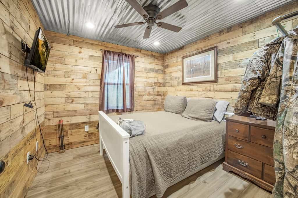 50 Acres TurnKey Hunting Camp SW Wilkinson County, MS