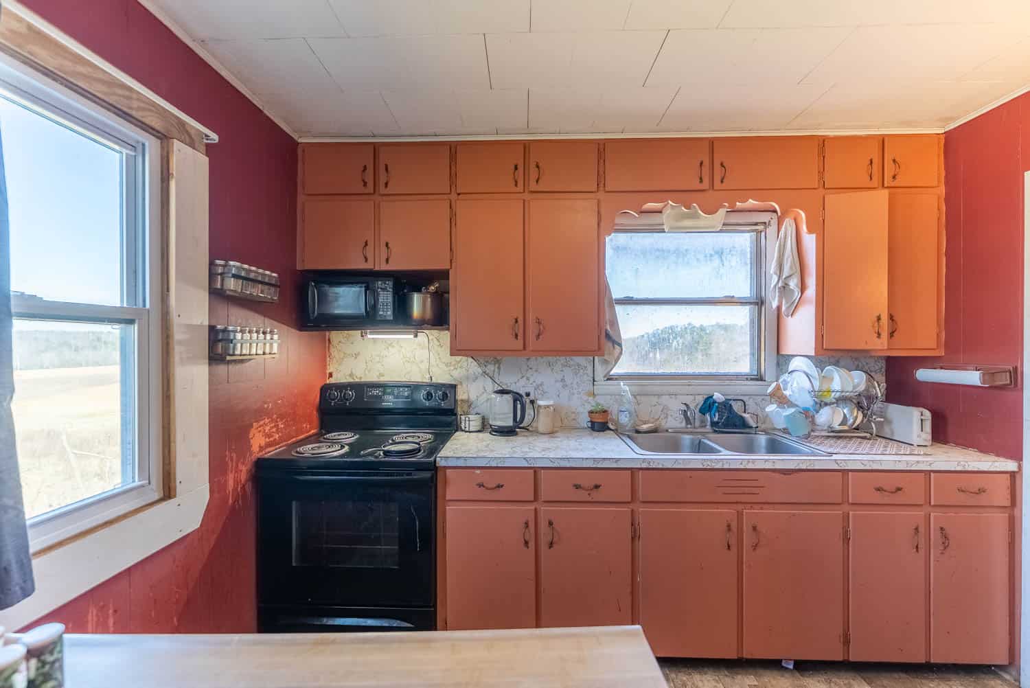 Farmhouse and 82 Acres in the Oregon County Ozarks