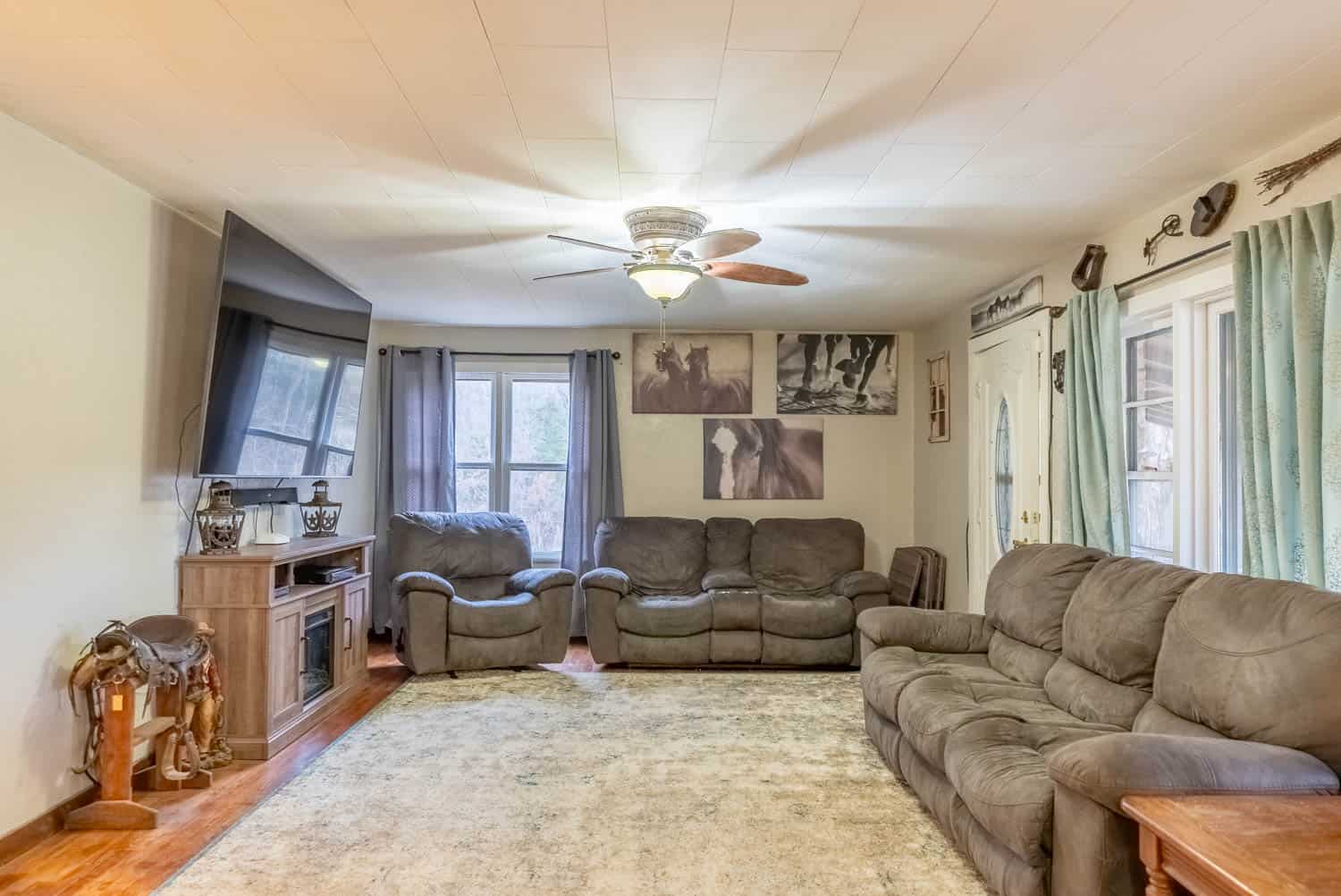 Established Horse Farm for Sale in the Howell County Ozarks