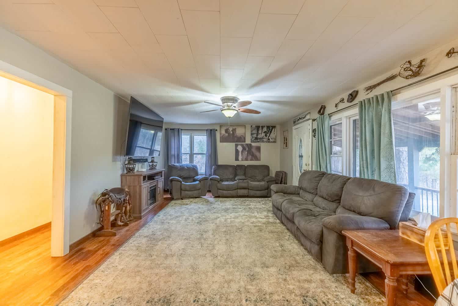 Established Horse Farm for Sale in the Howell County Ozarks