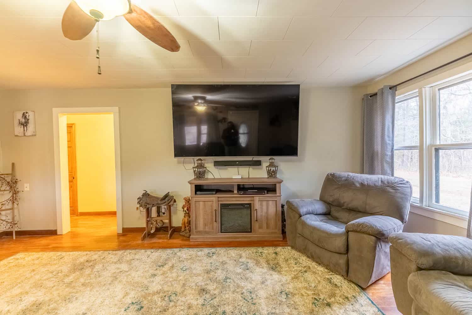 Established Horse Farm for Sale in the Howell County Ozarks