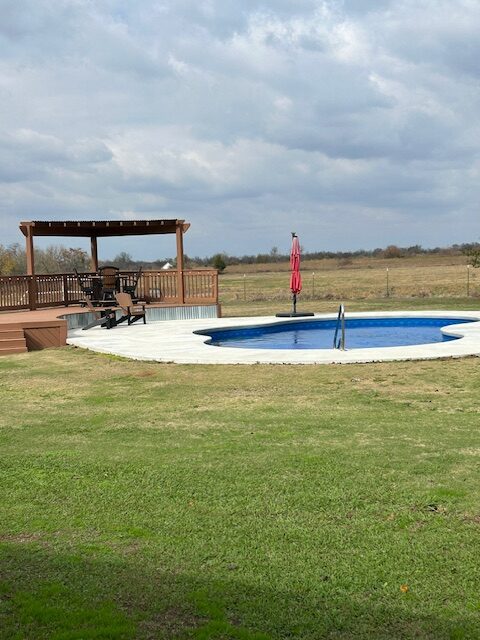 Gorgeous family home situated on 30 acres with two stock ponds