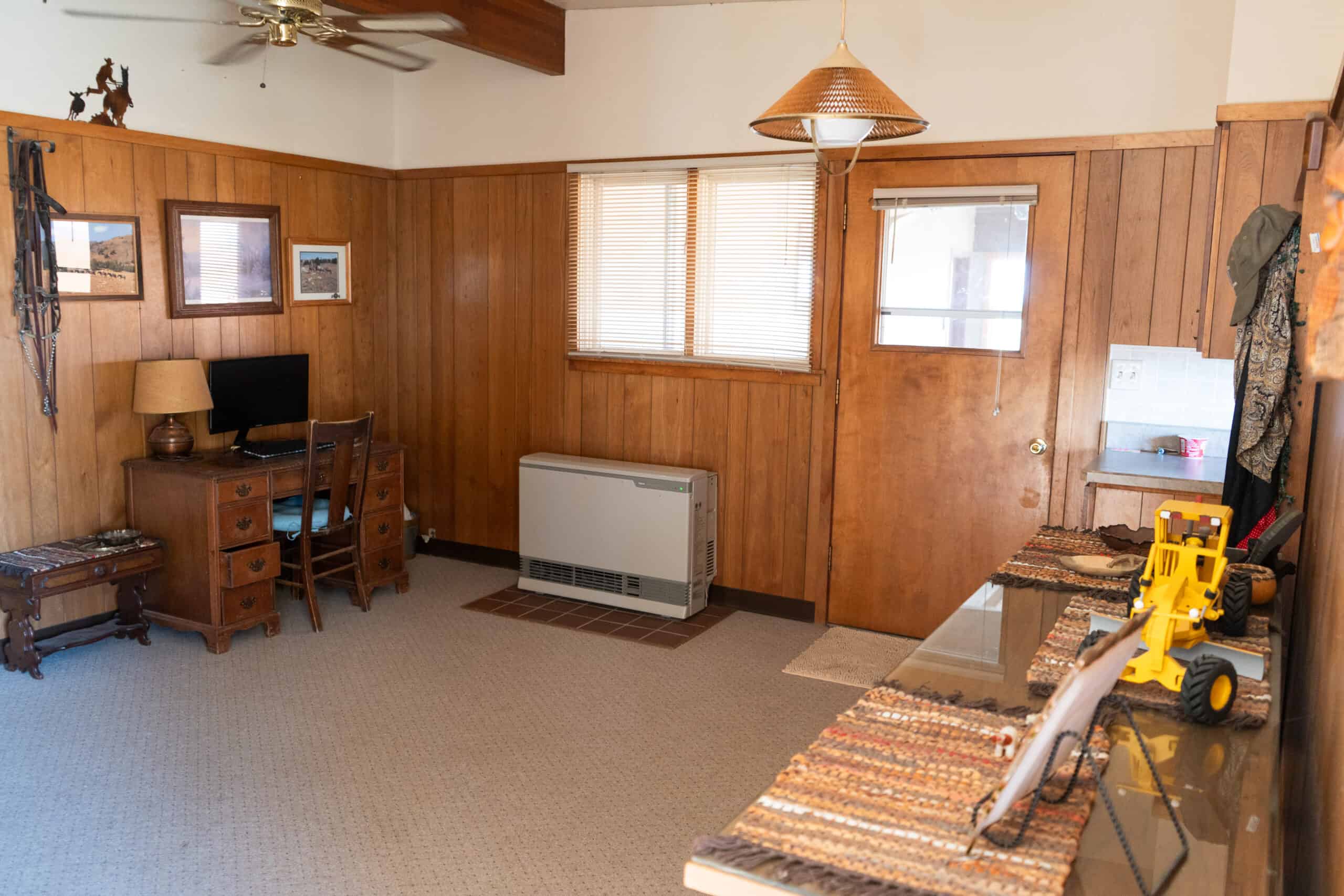 Hunter’s Paradise: Country Home on 160+ Acres in Custer, Montana