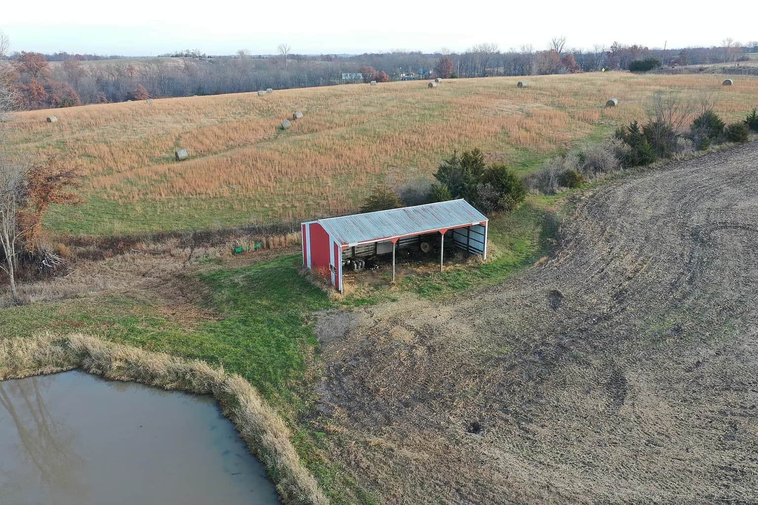 Farm Ground with 69 acres m/l