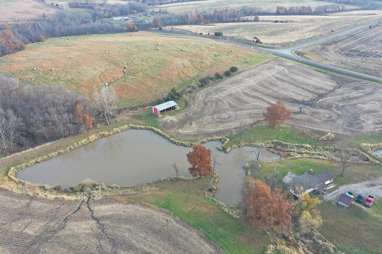 Farm Ground with 69 acres m/l
