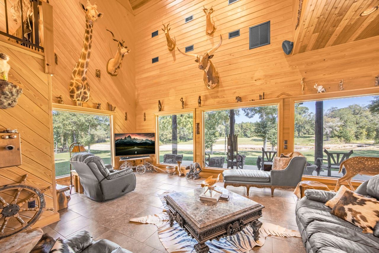 Hunting Lodge with Waterfall in Wilkinson County, MS