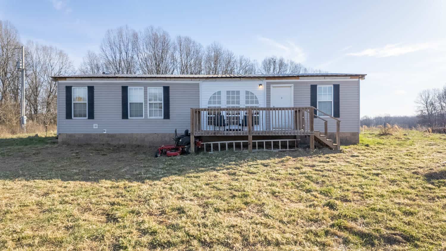 Home and Farm for sale in the Southern Missouri Ozarks