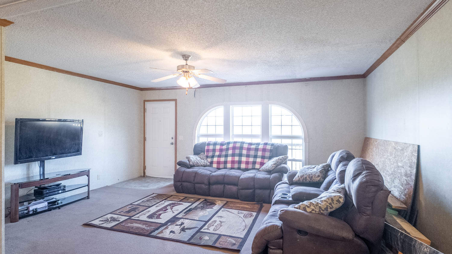 Home and Farm for sale in the Southern Missouri Ozarks