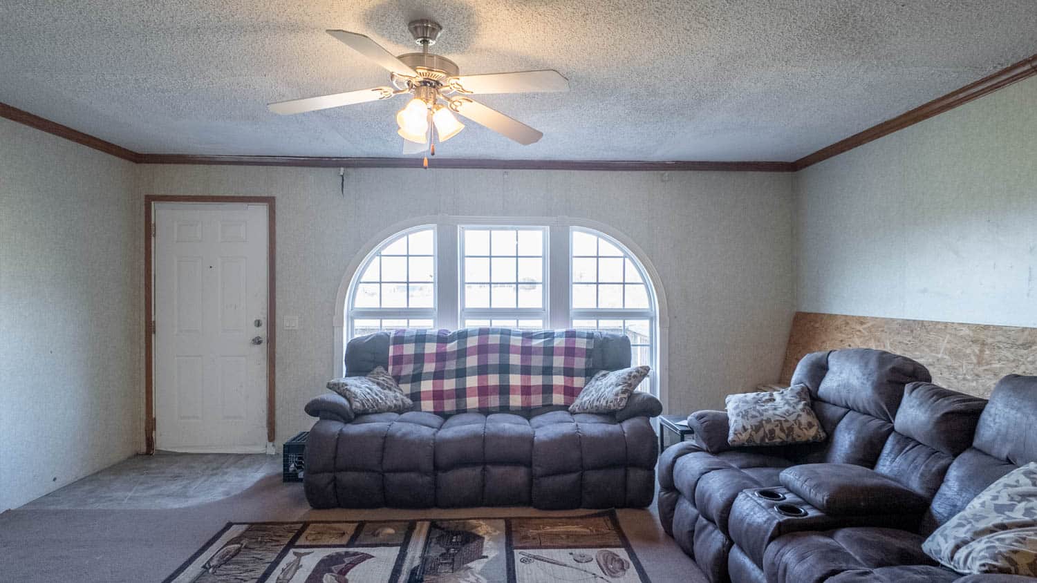 Home and Farm for sale in the Southern Missouri Ozarks