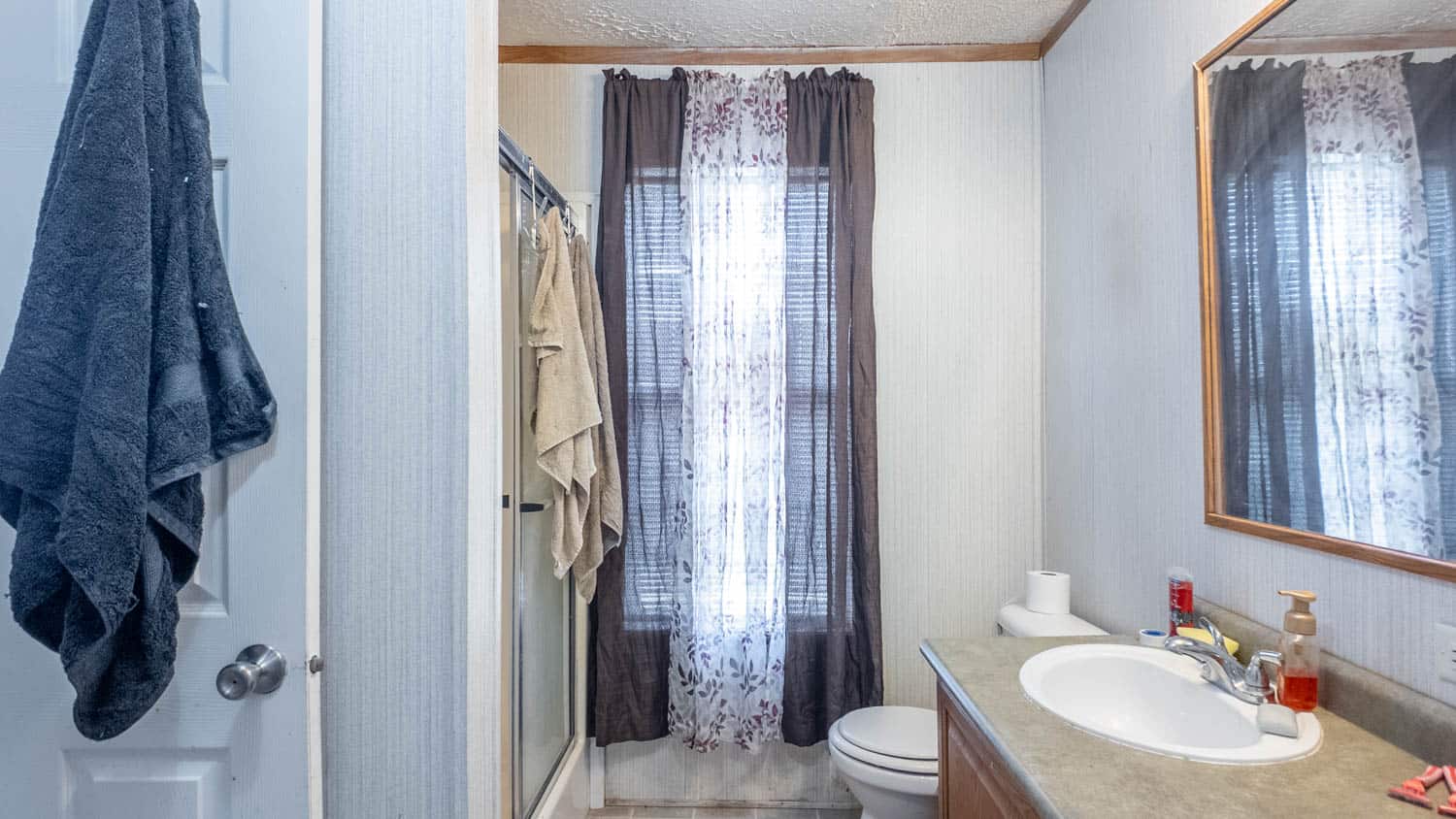 Home and Farm for sale in the Southern Missouri Ozarks