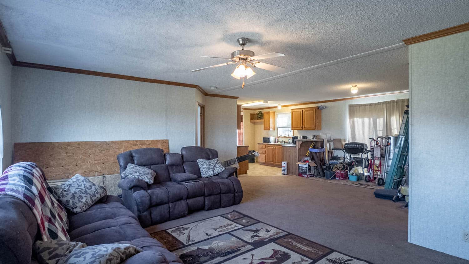 Home and Farm for sale in the Southern Missouri Ozarks