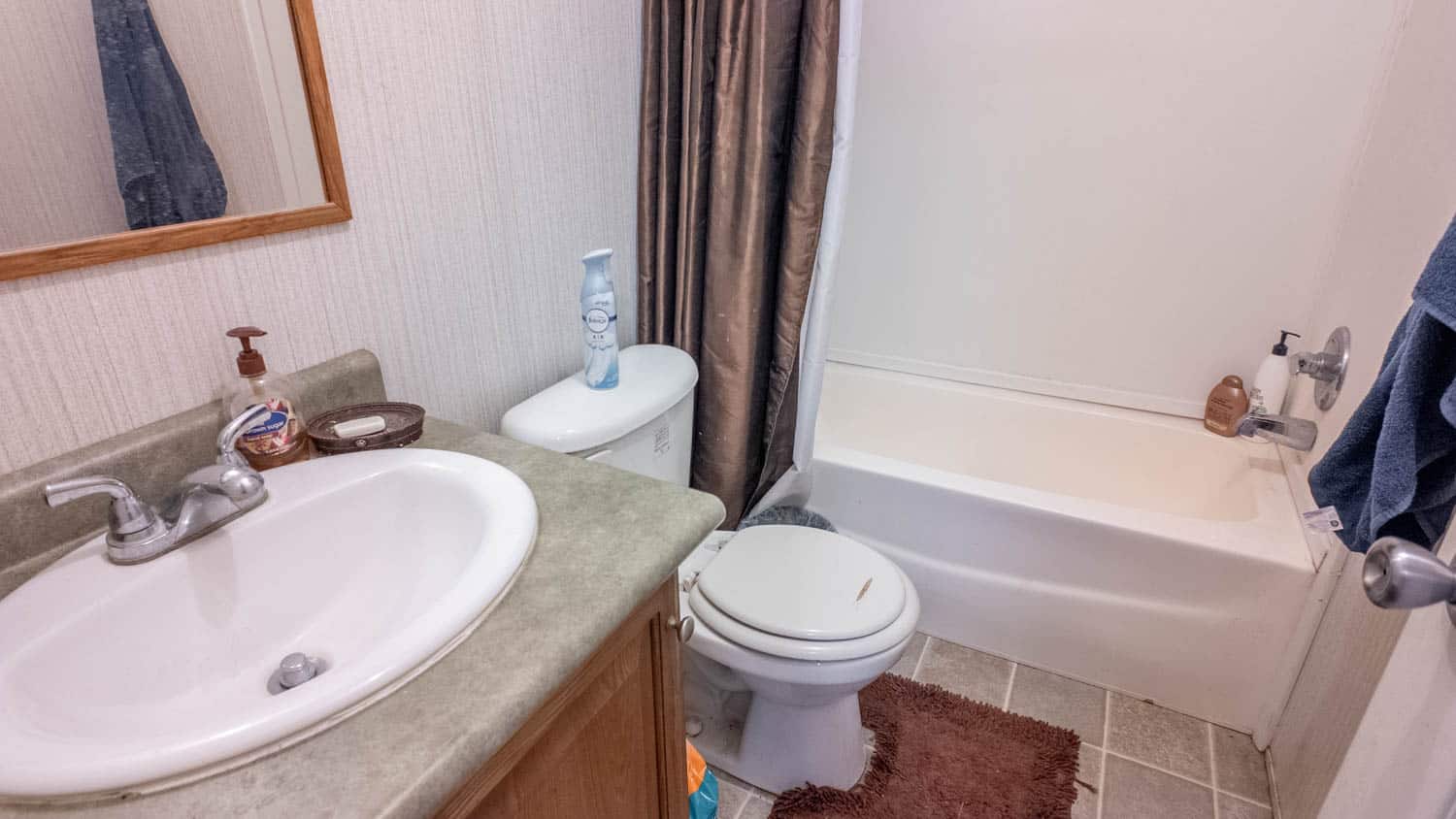 Home and Farm for sale in the Southern Missouri Ozarks