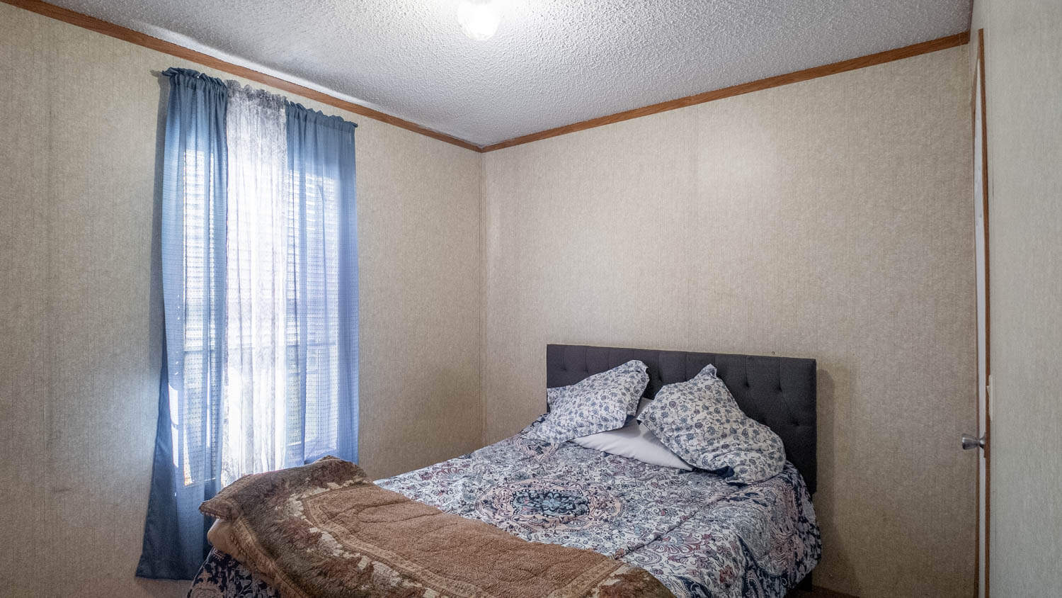 Home and Farm for sale in the Southern Missouri Ozarks
