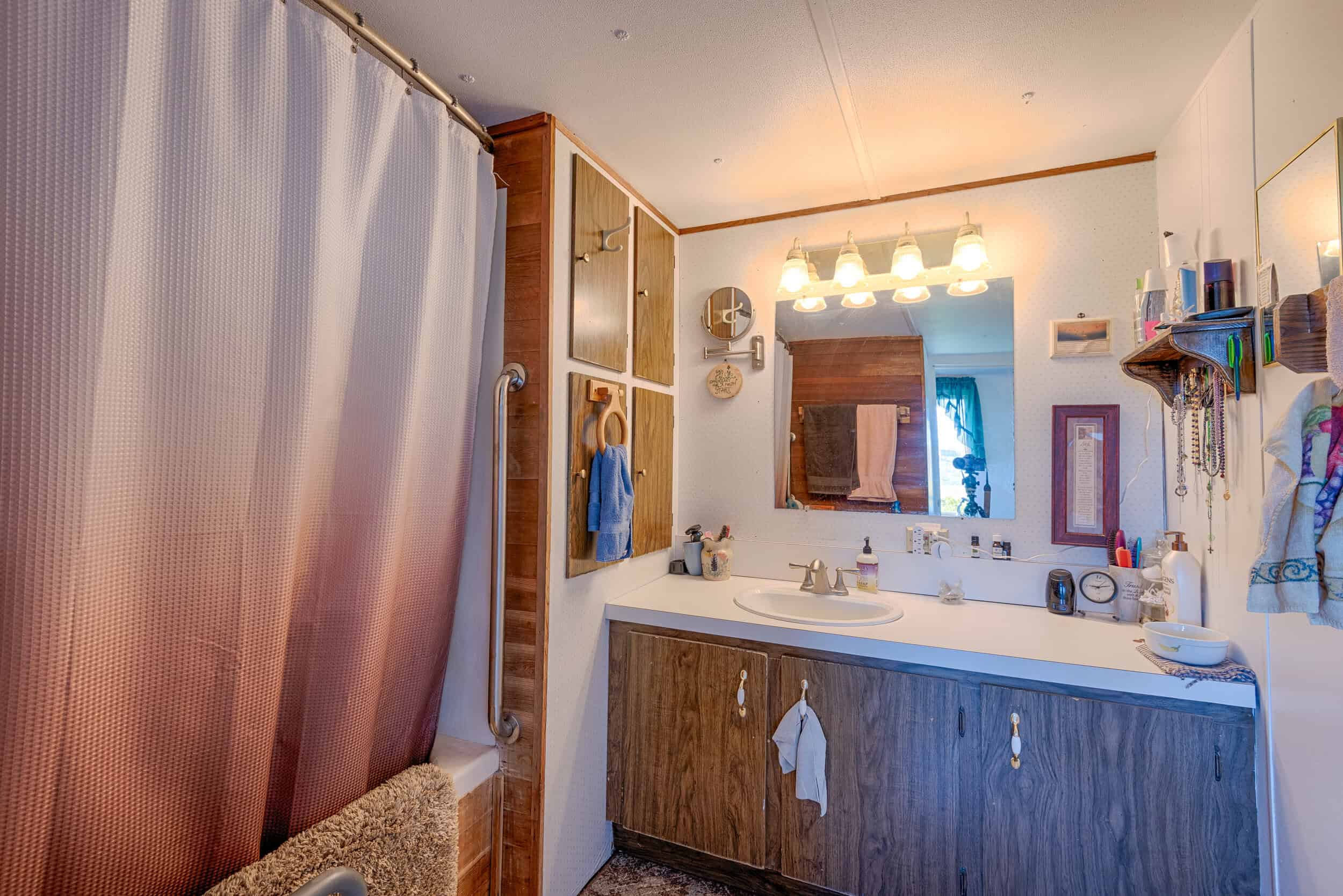 Discover Your Dream Retreat in Rural Gunnison, Colorado!