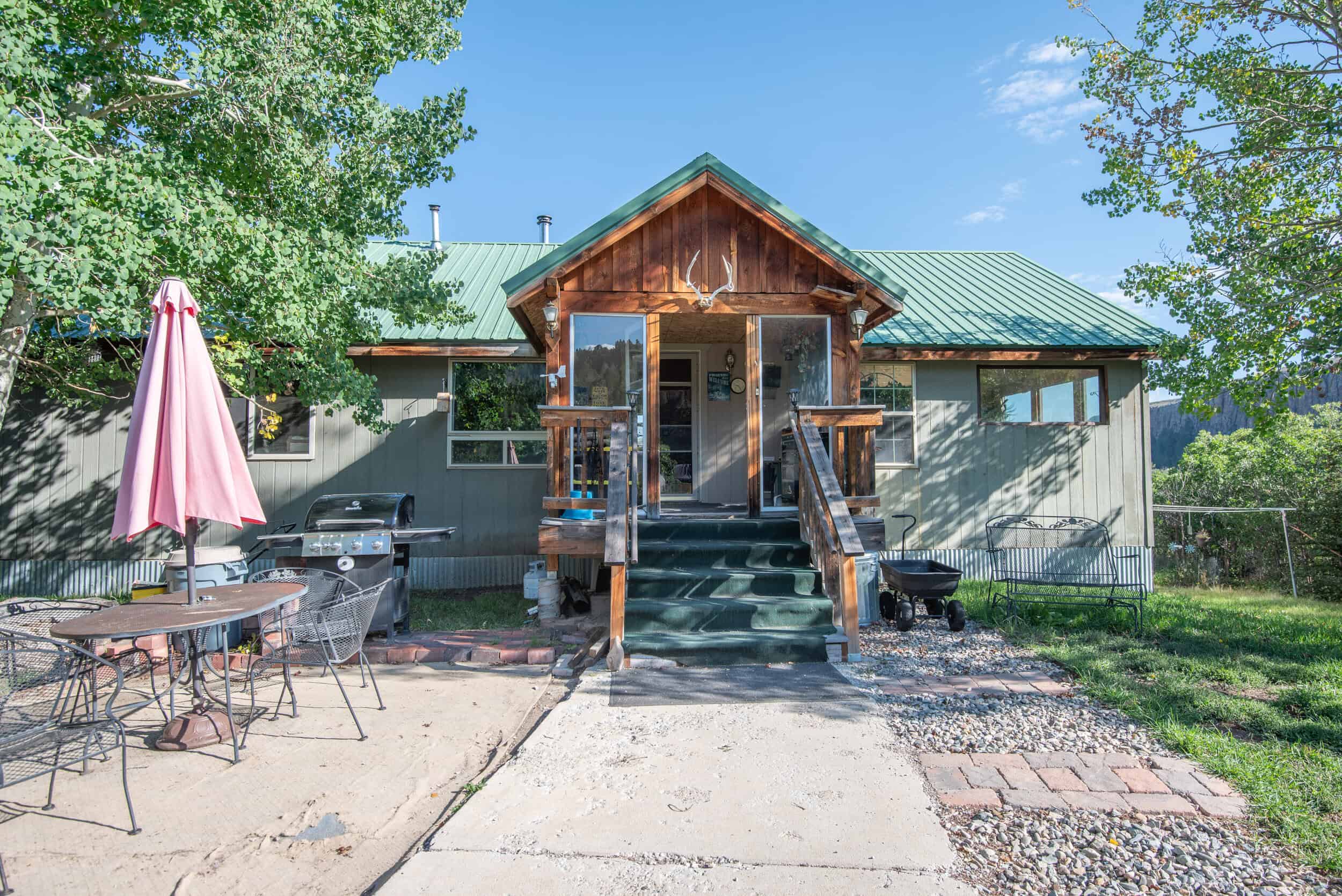 Discover Your Dream Retreat in Rural Gunnison, Colorado!