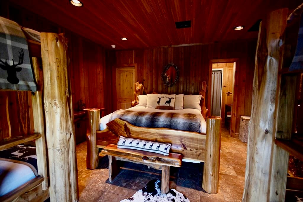 Hunting Lodge with Waterfall in Wilkinson County, MS
