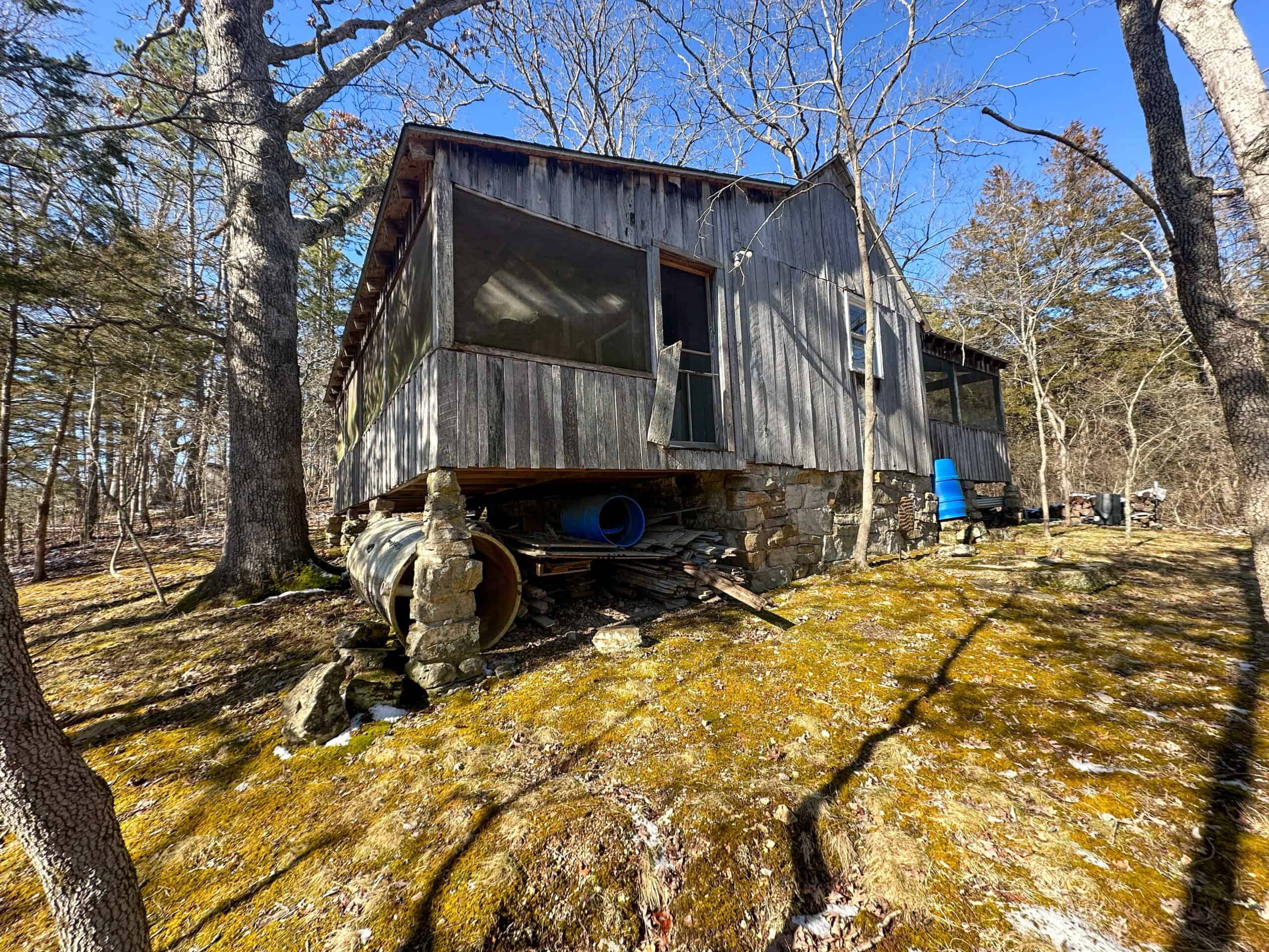 360-acre parcel nestled within the breathtaking Ozark National Scenic Riverways
