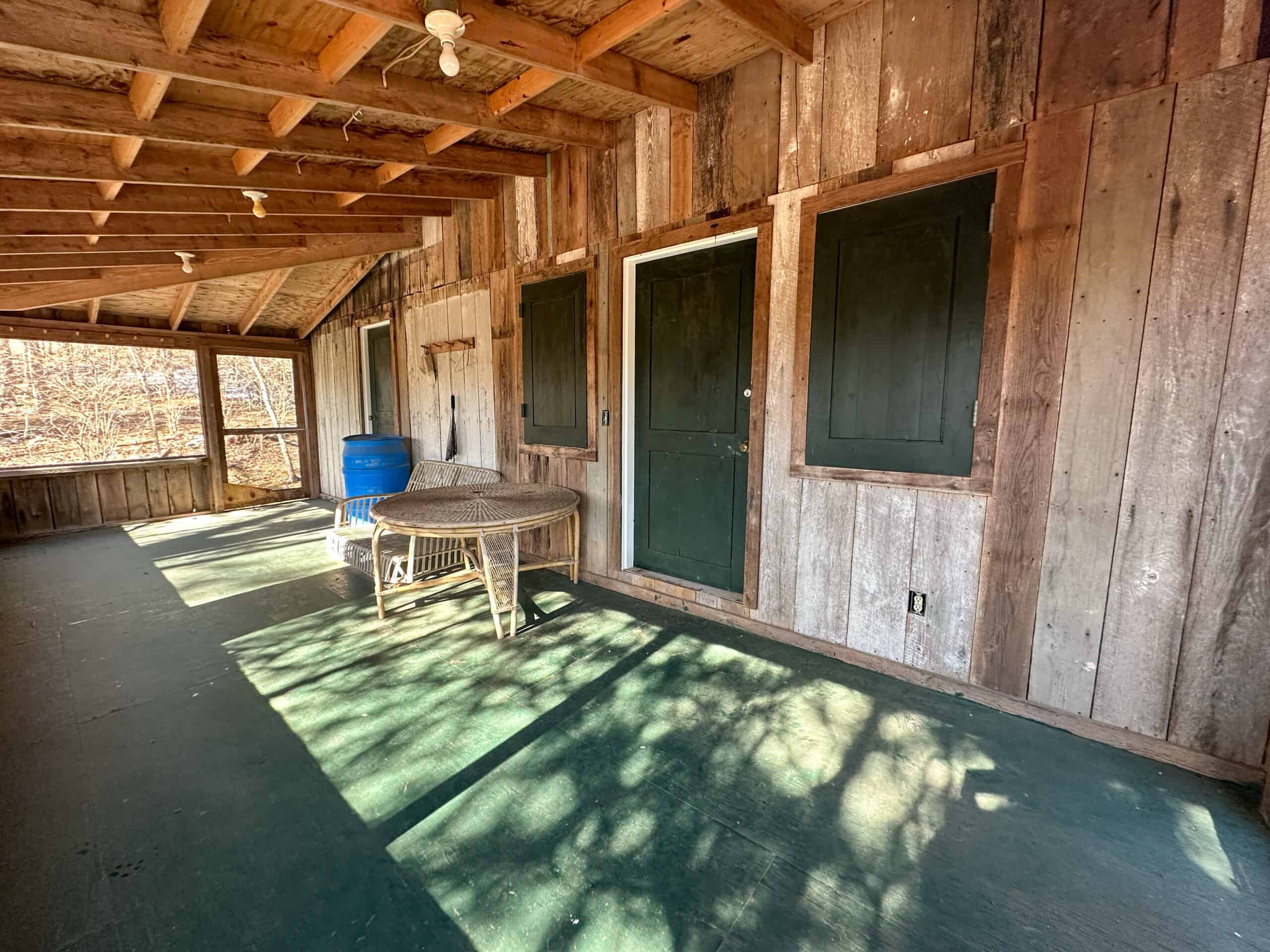360-acre parcel nestled within the breathtaking Ozark National Scenic Riverways